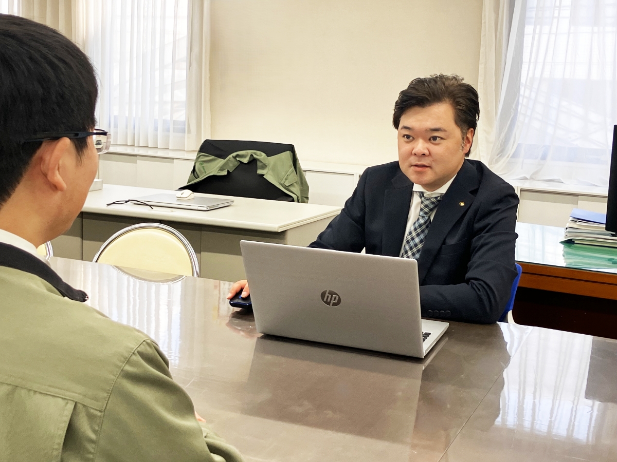 現場にいないからこそ、大切な現場とのコミュニケーション